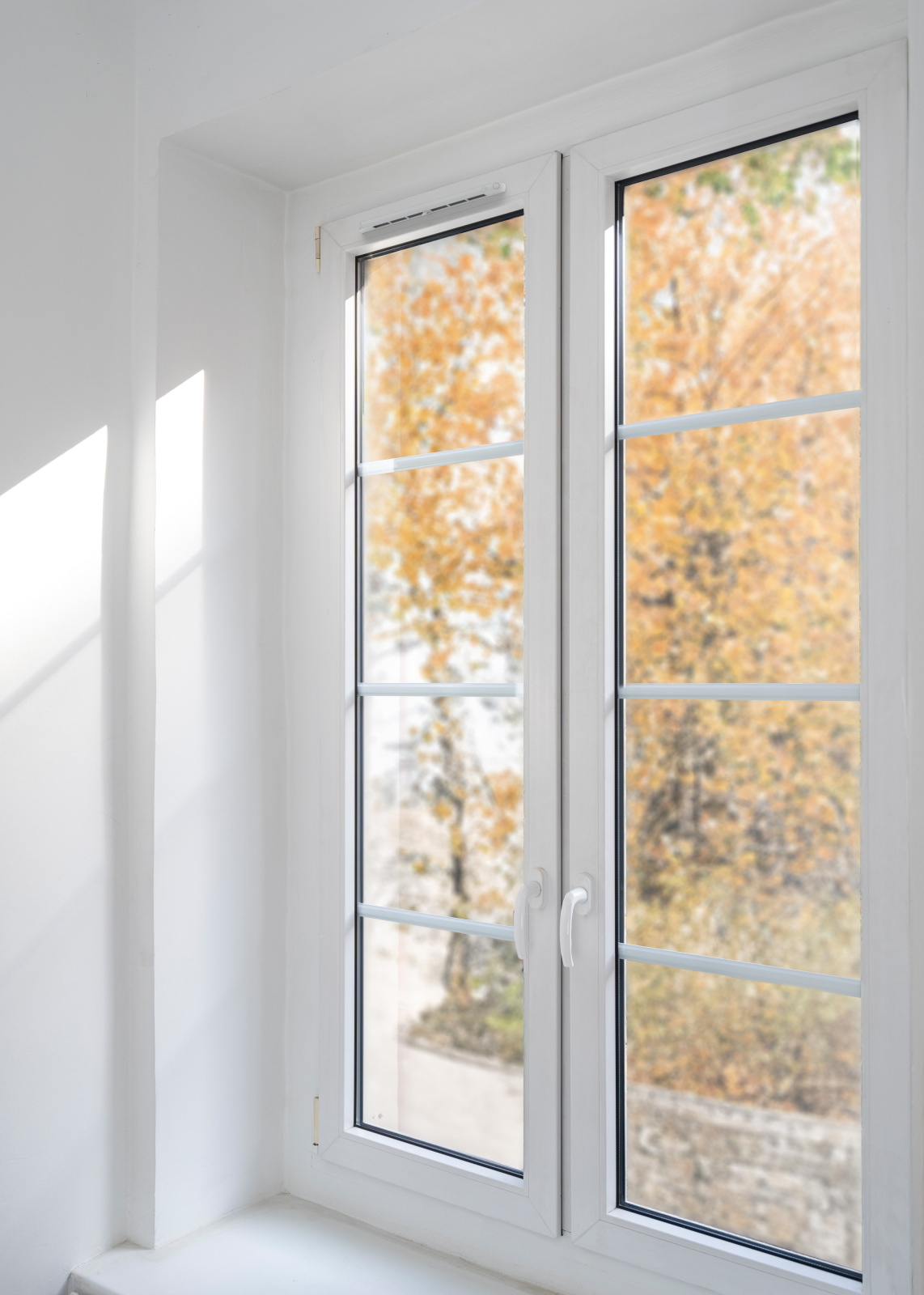 Stock Content F Vent Comfortable indoor ventilation Angled view
