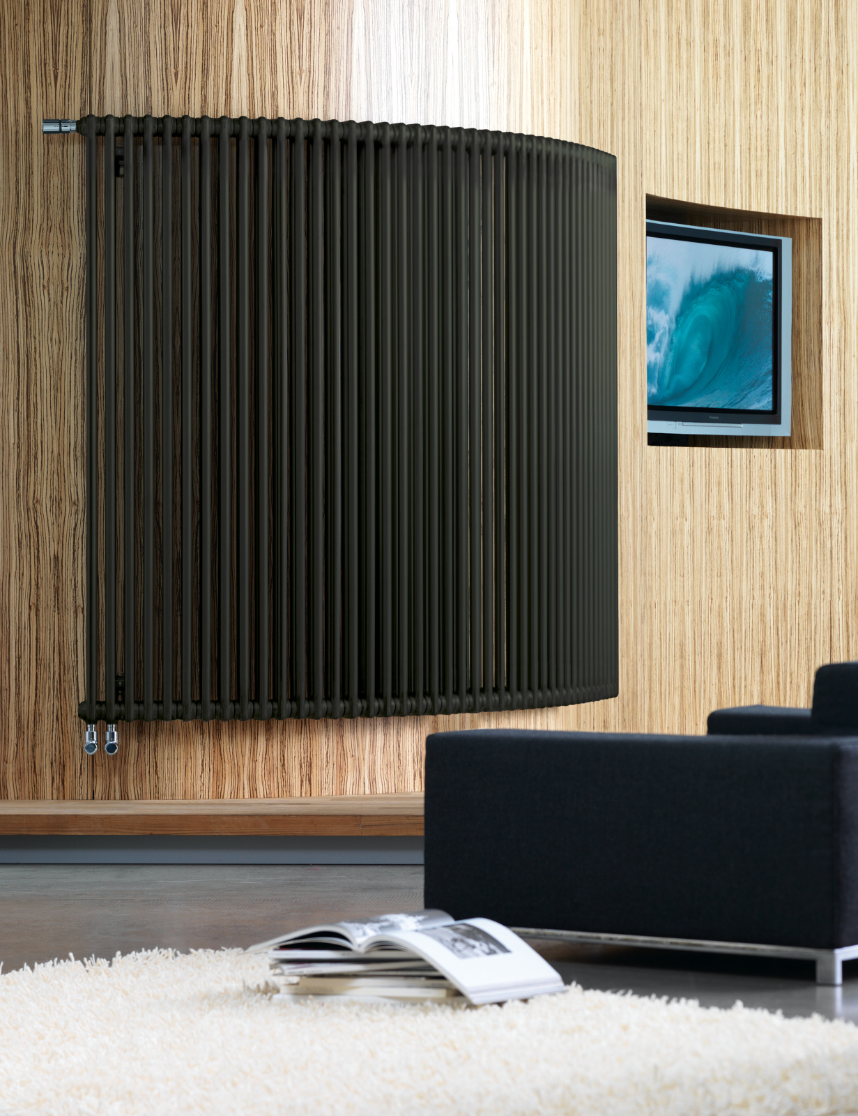 Zehnder_RAD_Charleston-HY_connection_bottom_left_thermostat_bended_umbragrey_living_1z1,3 Rendering Zehnder Charleston Decorative radiator Front view